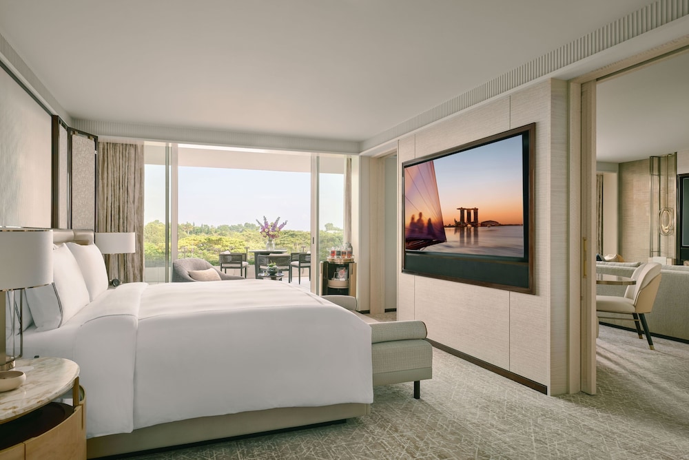 SANDS, FAMILY SUITE