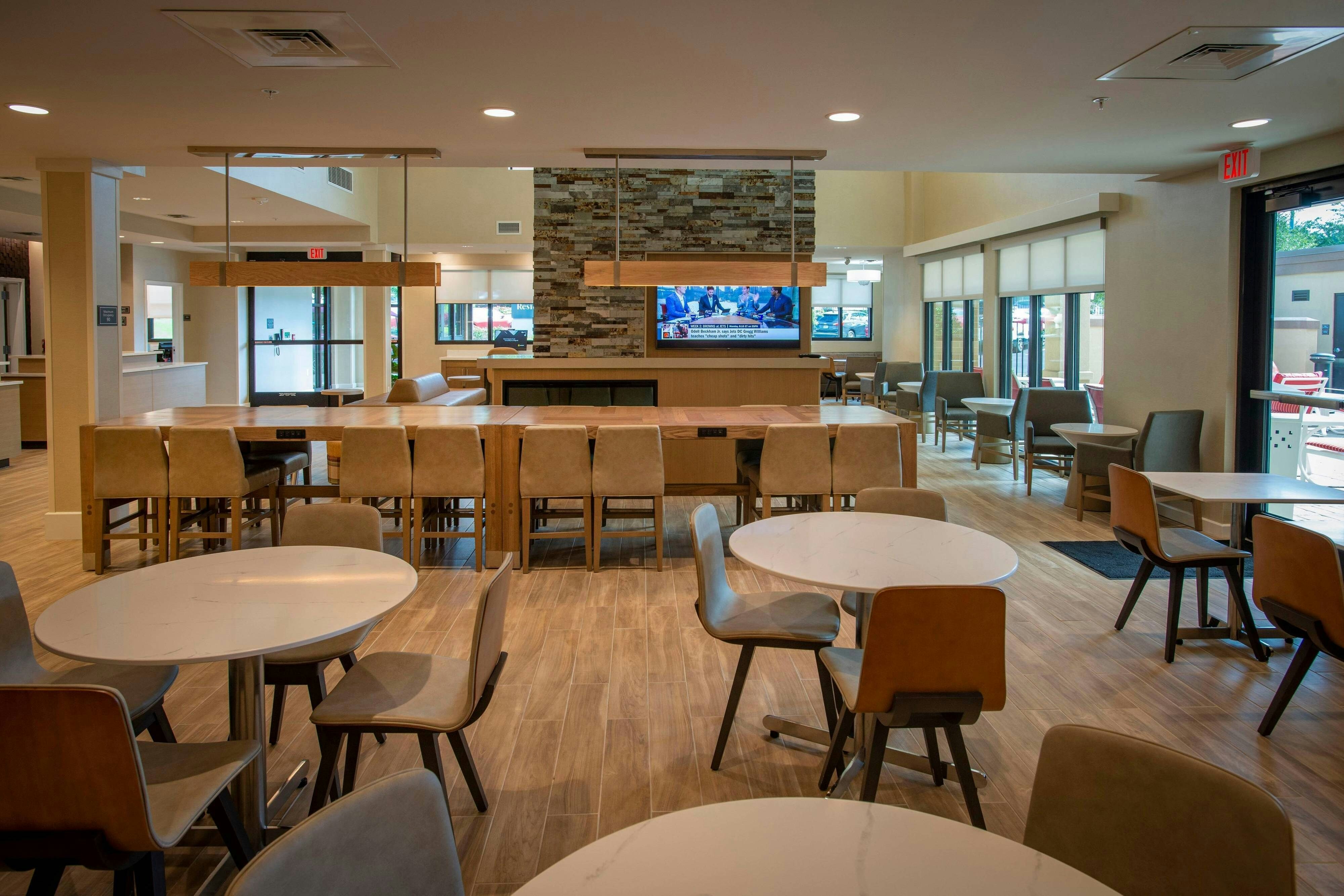 Residence Inn By Marriott Pensacola Airport/Medical Center 32/48