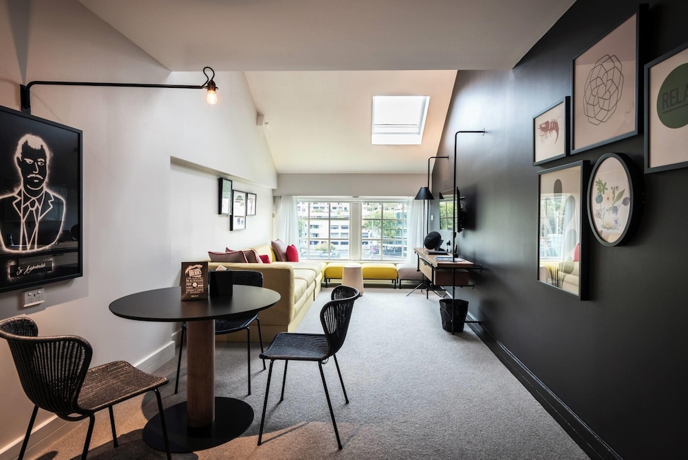 MARITIME, LOFT, KING BED, NAVY VIEW