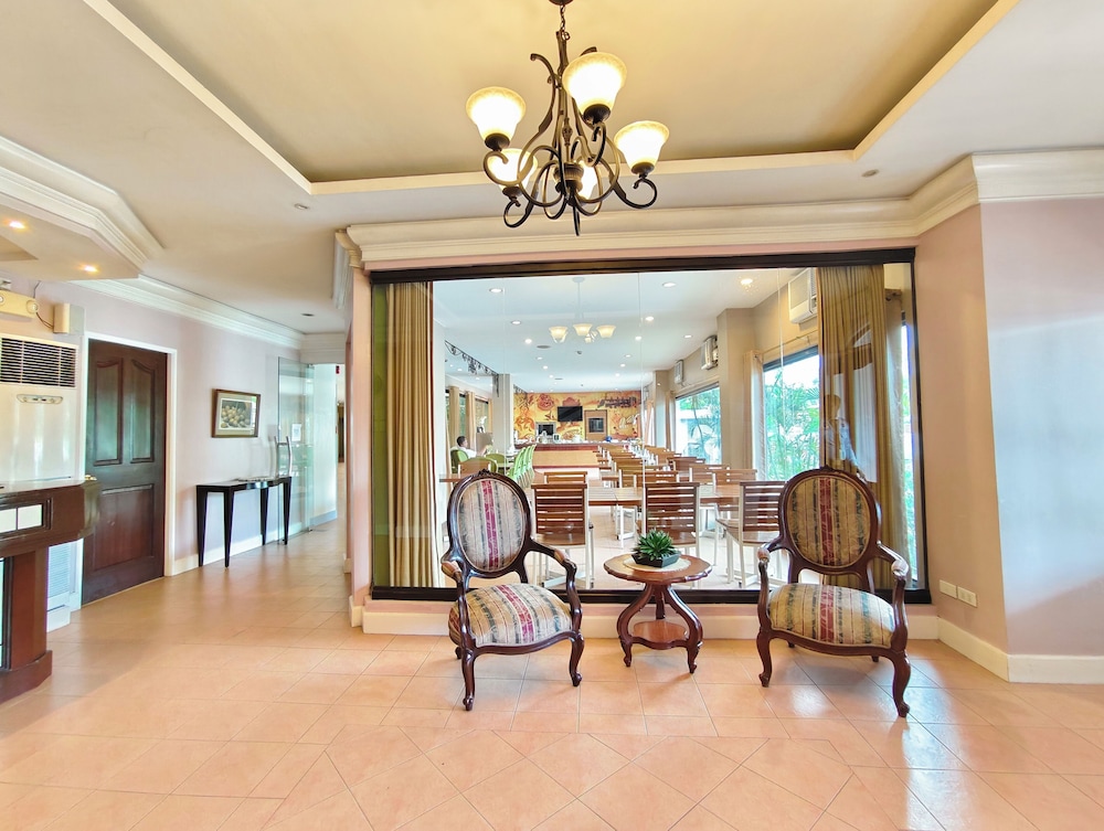 Casa Leticia Business Inn 42/57