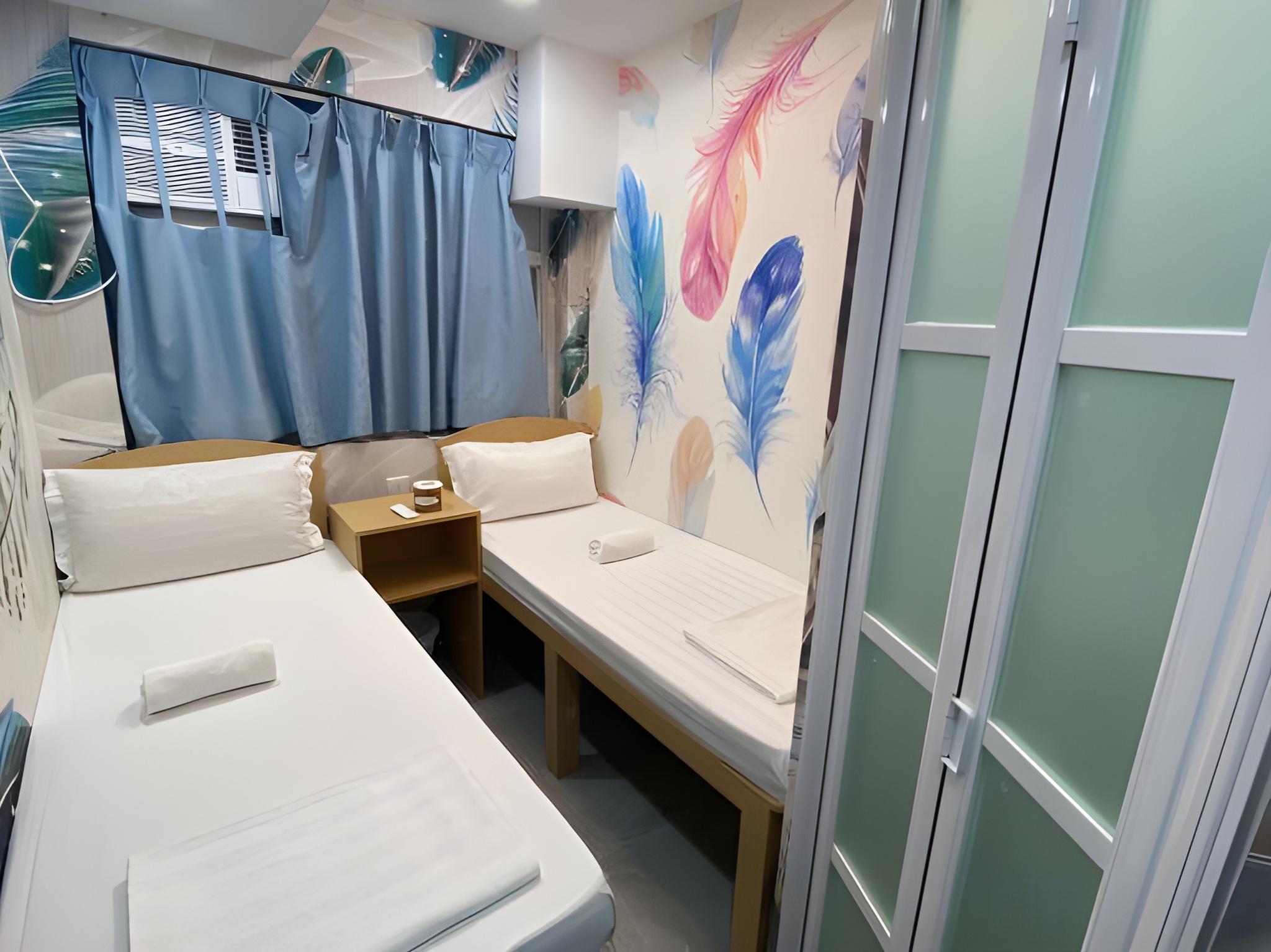 Mixed Dorm, Female Only