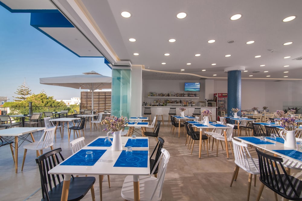 Belvedere Hotel 48/64