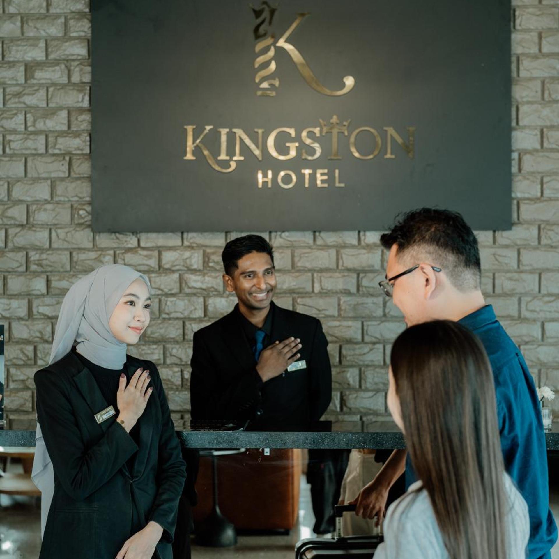 The Hulo Hotel & Gallery 8/59