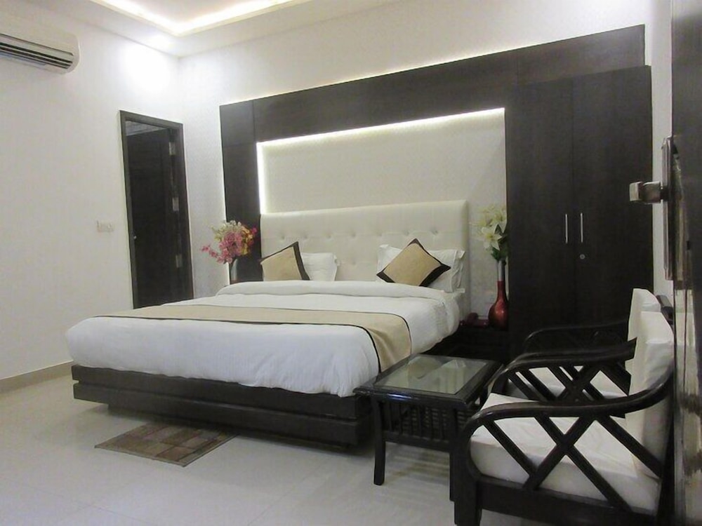 HOTEL RIYA PALACE 21/50