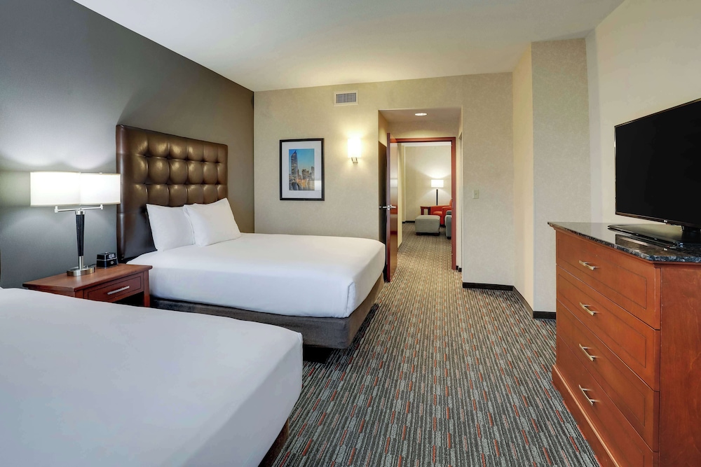 Drury Inn Suites Charlotte Arrowood 16/50
