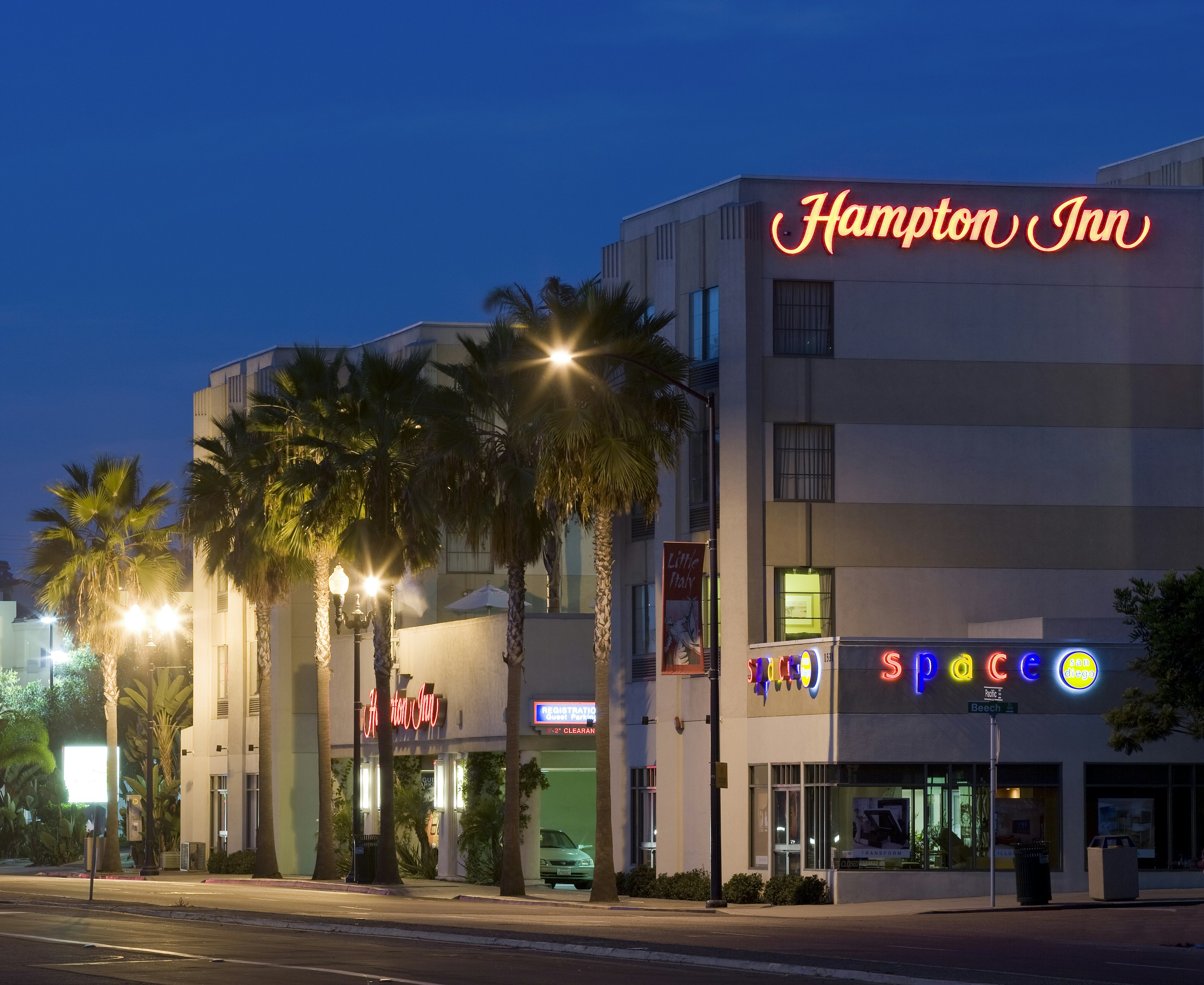 Hampton Inn San Diego Downtown photo2