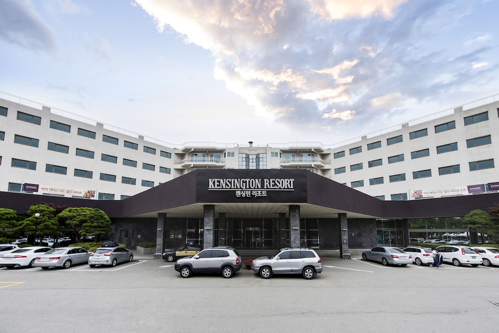 Kensington Resort Seorak Beach 40/49