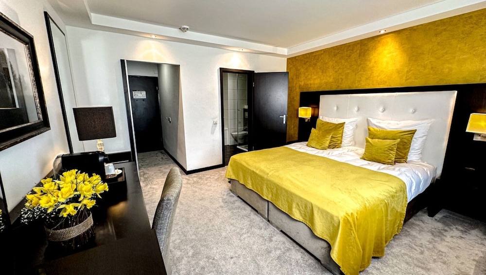 HOTEL MOERS VAN DER VALK 8/65