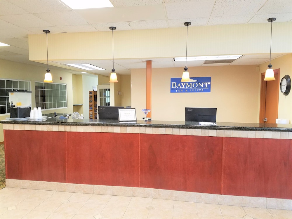 Baymont By Wyndham Fort Morgan 6/48