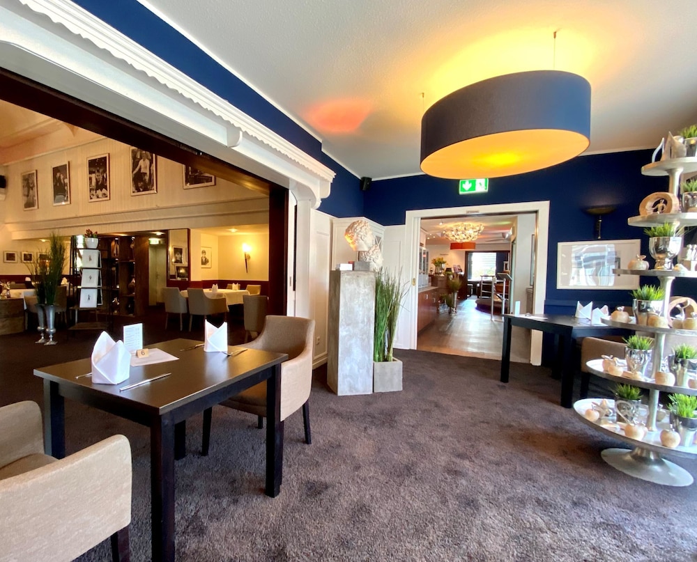 Parkhotel Bielefeld 33/43