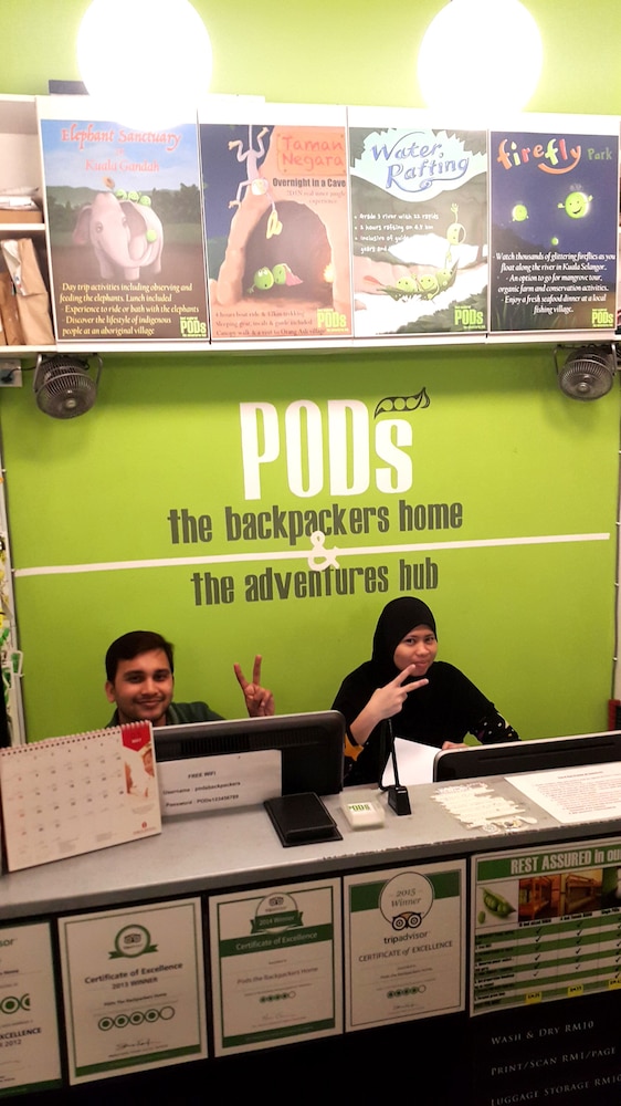 PODs The Backpackers Home & Cafe 6/50