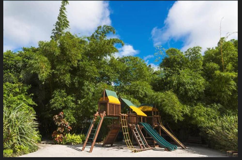 Jacana Amazon Wellness Resort 56/68