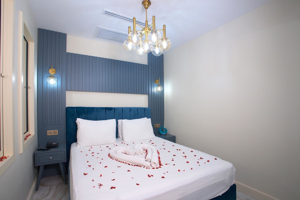 Princely Suites 19/50