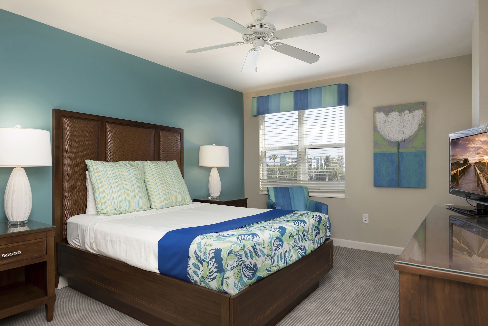 3 Bedrooms, Condo, Standard, 1 King and 2 Queen Beds, Bay View