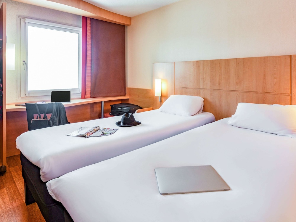 ibis Clermont Ferrand Montferrand 12/75