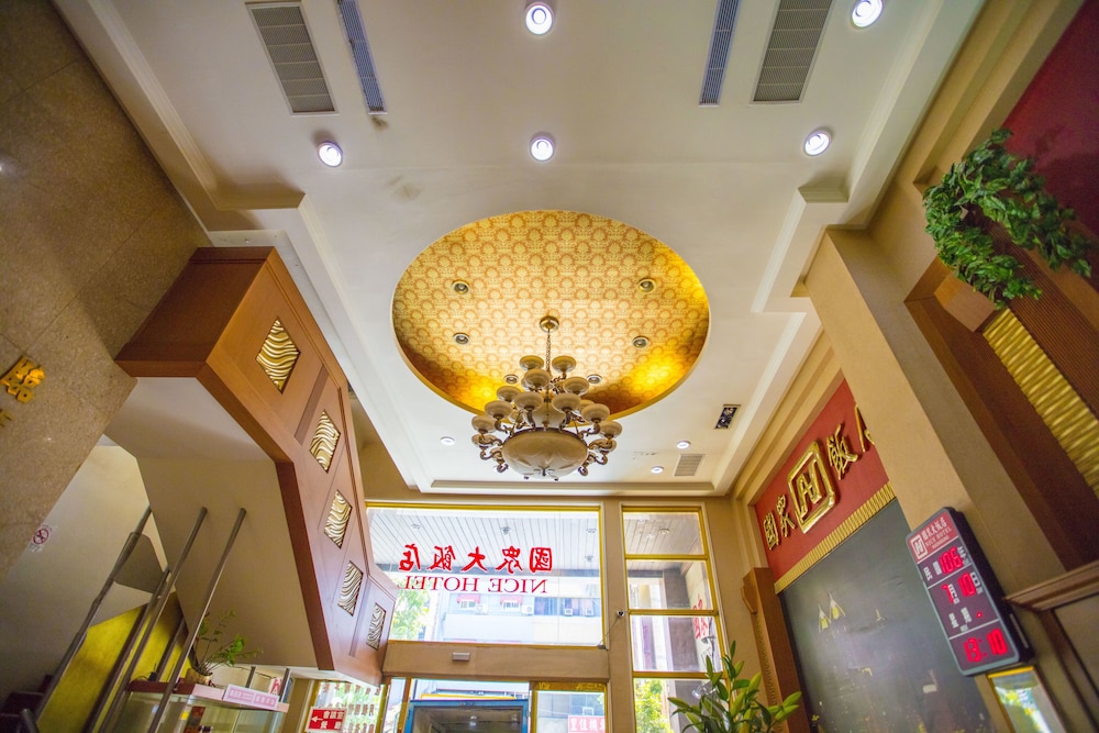 Nice Hotel 5/55