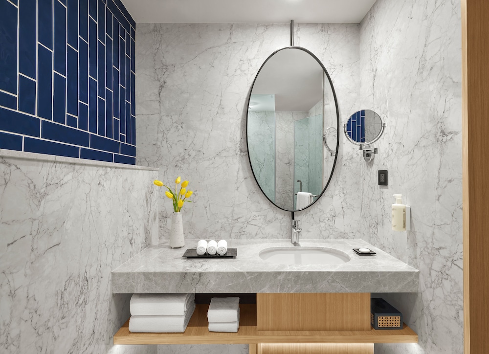 Hyatt Centric Ballygunge Kolkata 40/41