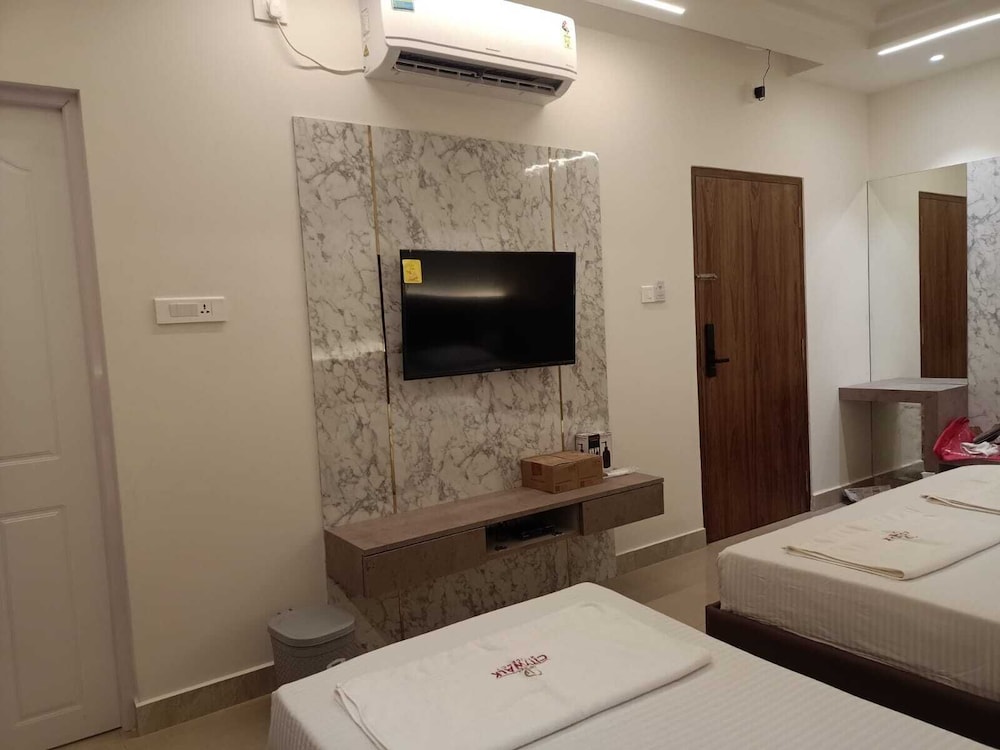 Hotel Citywalk Residency 42/50