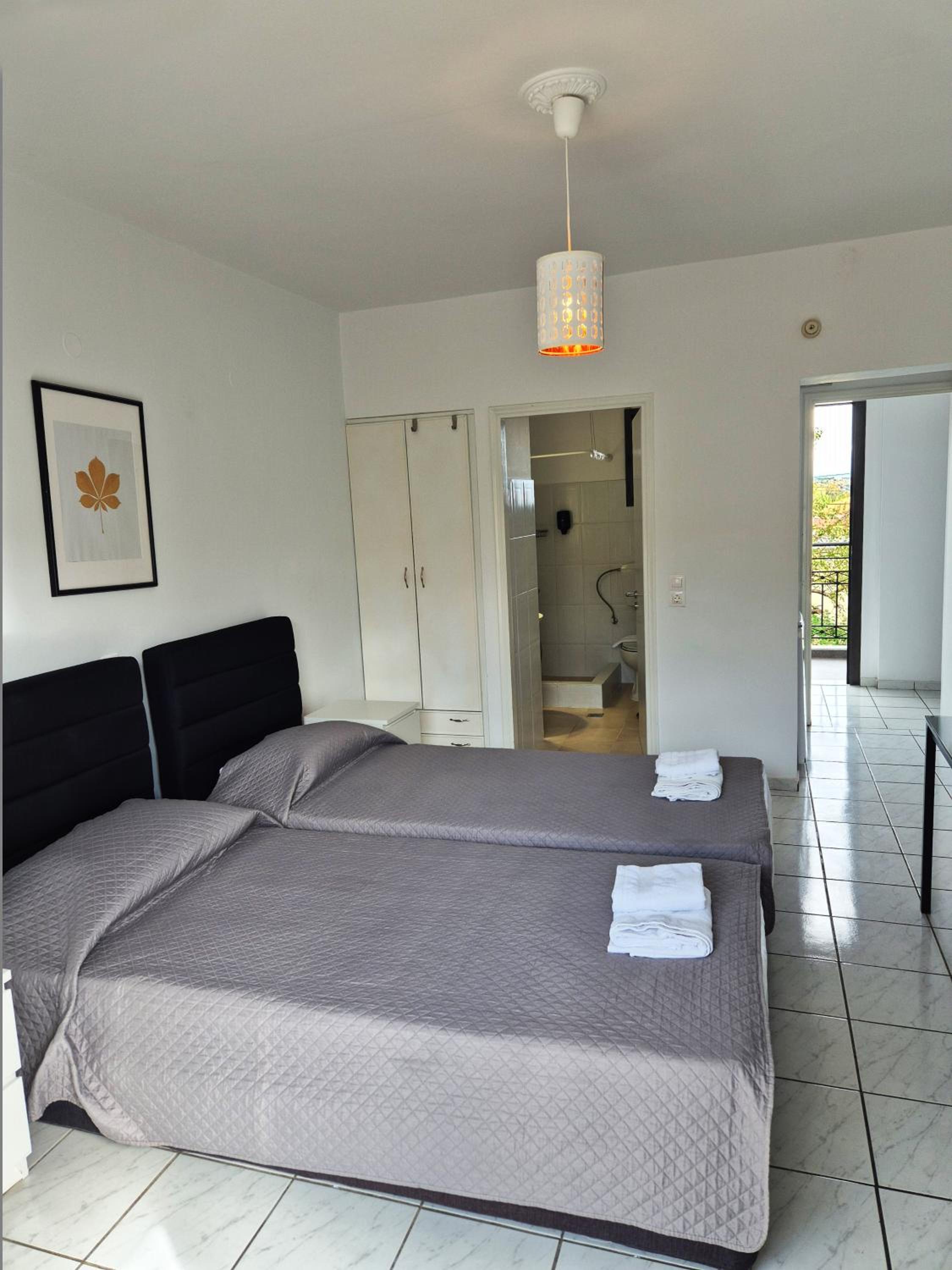 Natalies Hotel and Apartments 22/54
