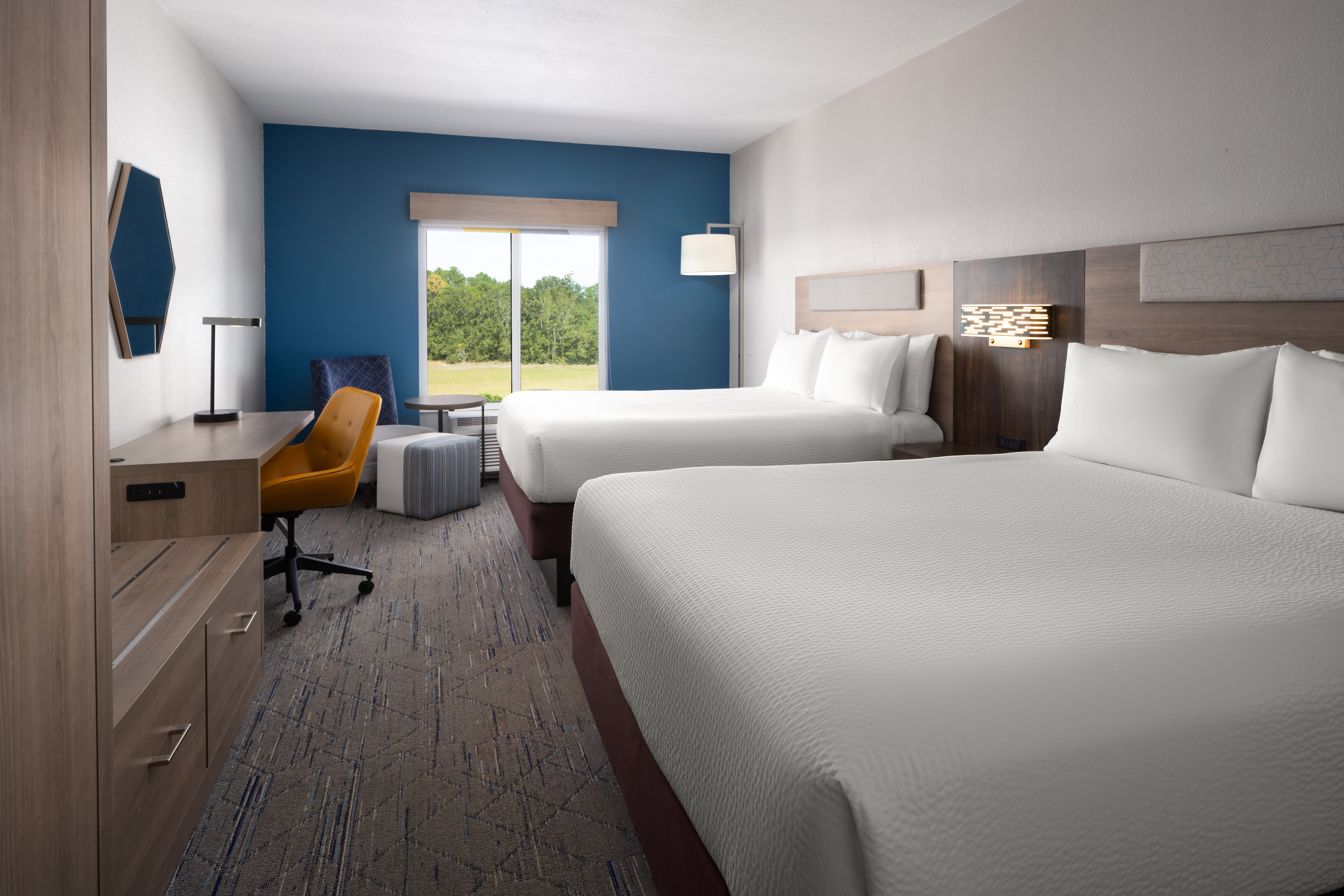 Holiday Inn Express Hotel & Suites Chaffee - Jacksonville West 14/49