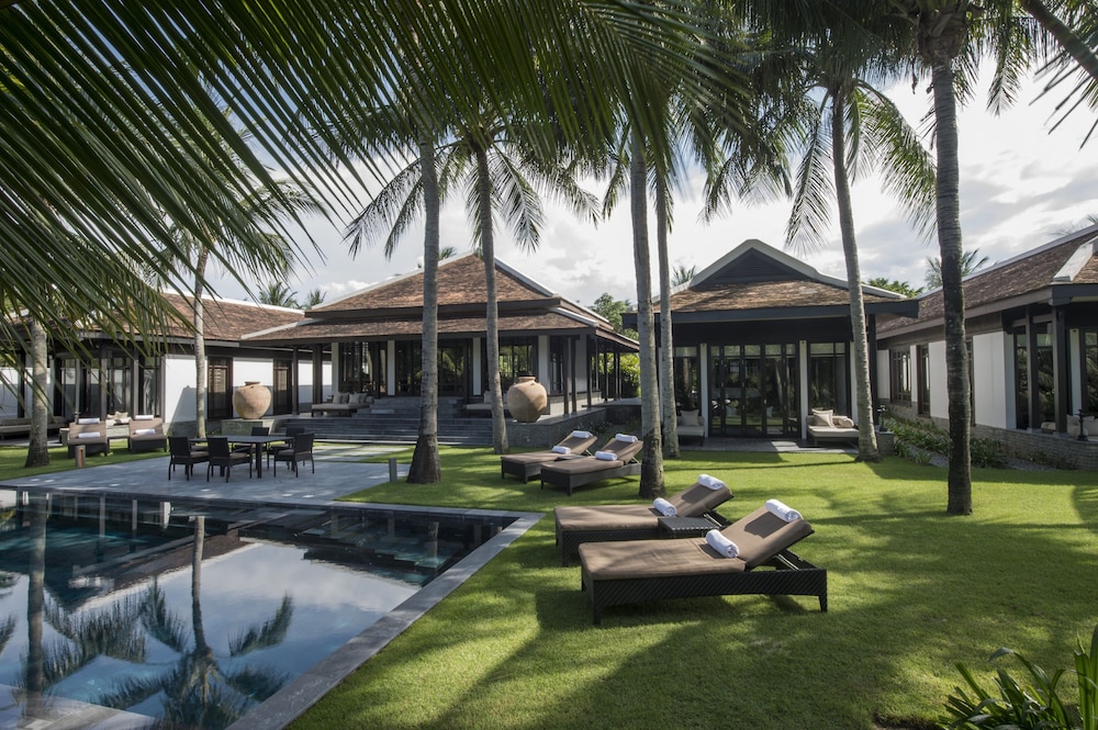 Four Seasons Resort The Nam Hai, Hoi An, Vietnam 11/72