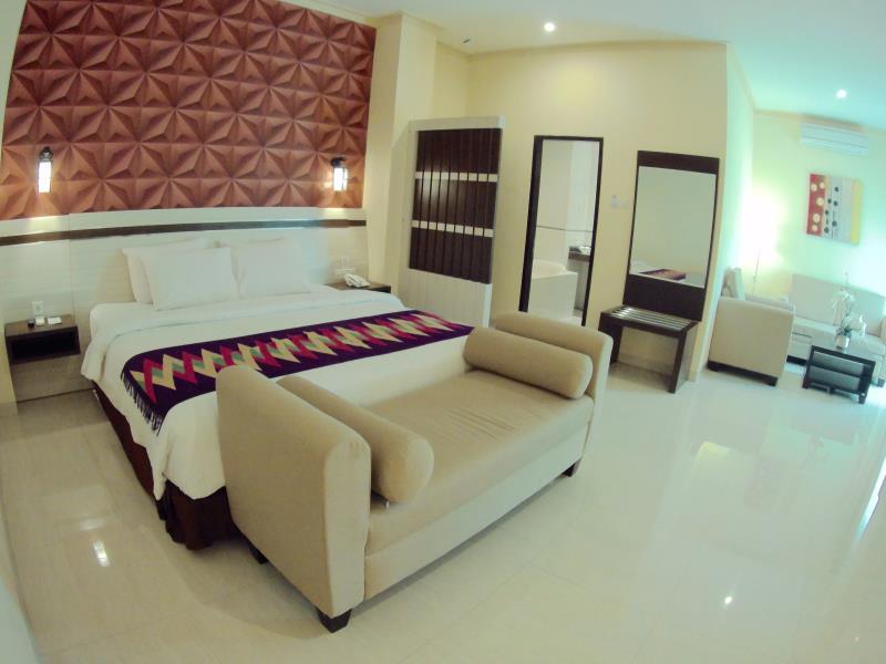 Executive, Suite
