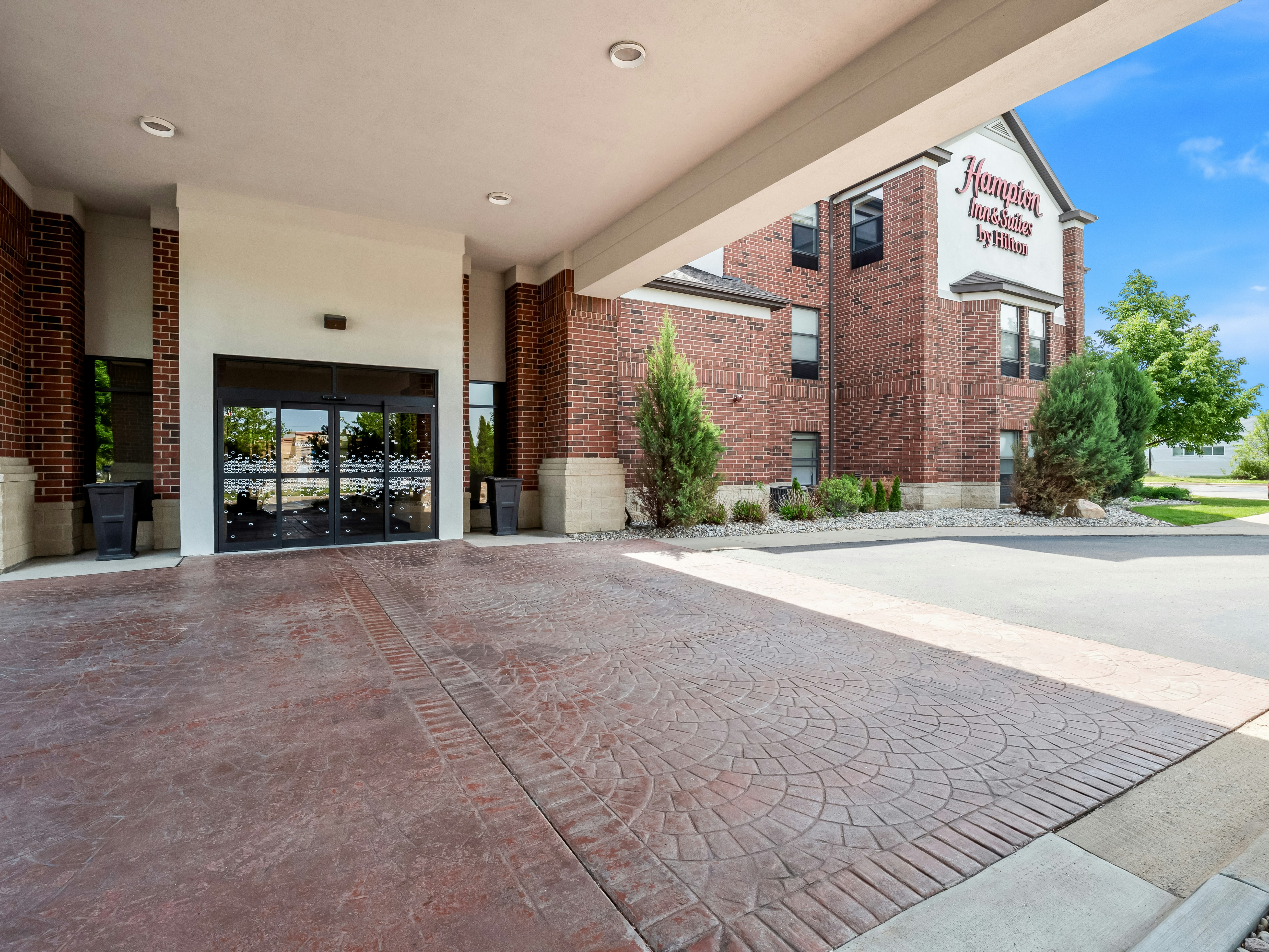 Hampton Inn & Suites East Lansing Okemos 70/80
