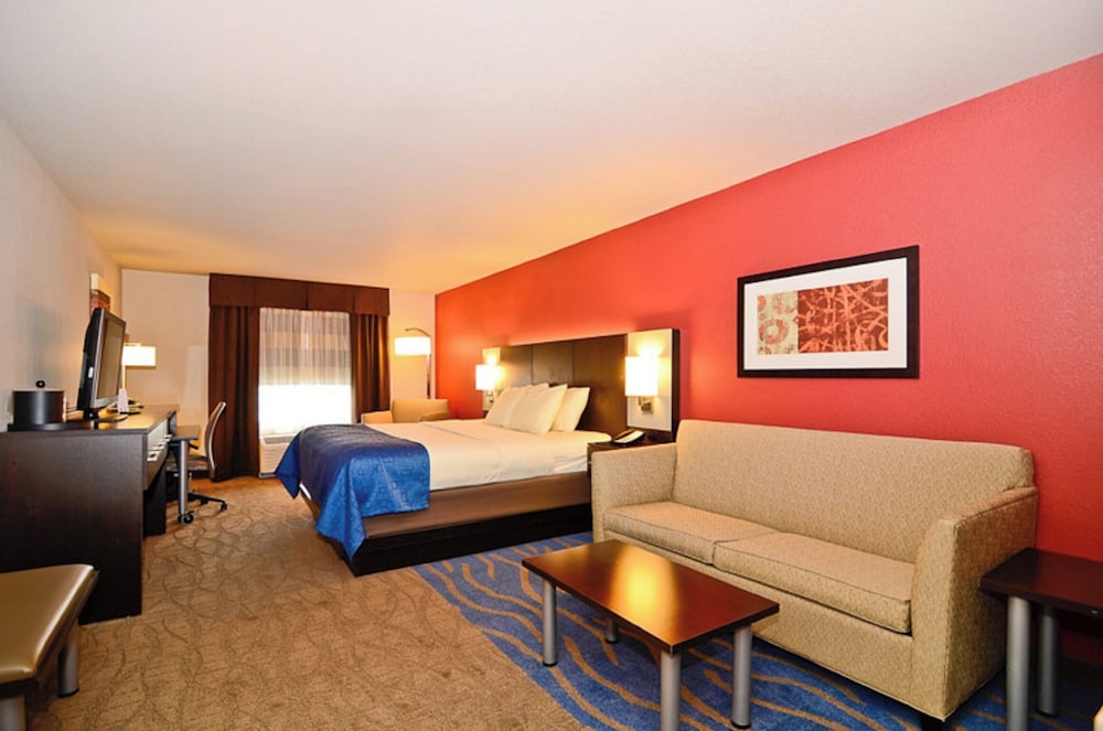 Astoria Hotel and Event Center 16/61