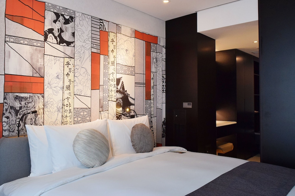 Novotel Ambassador Seoul Yongsan 12/65
