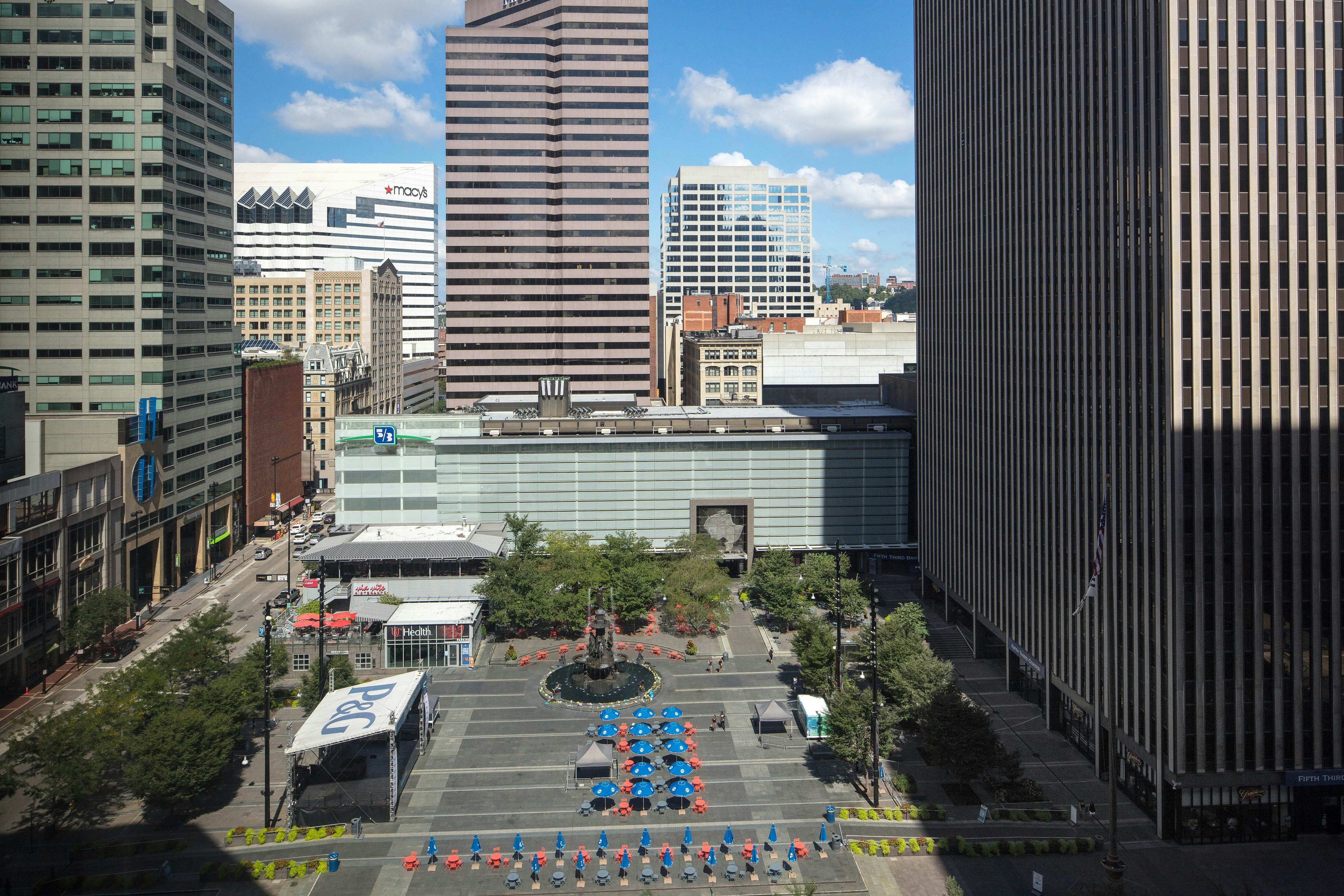 The Westin Cincinnati 51/52