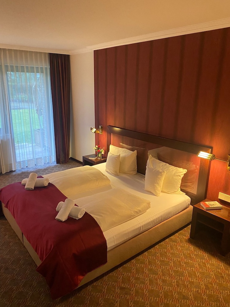 Hotel Le Mas Du Golf 15/77