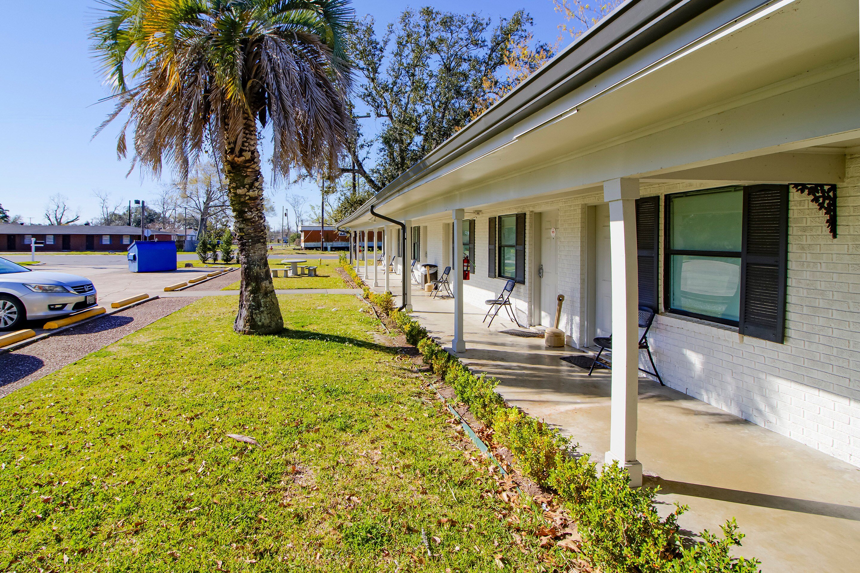 OYO Hotel Sulphur LA Hwy 90 West 29/37