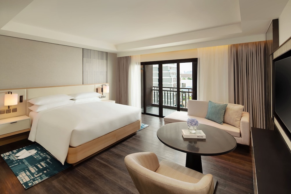 Room at Methvanont Manor, BANGKOK