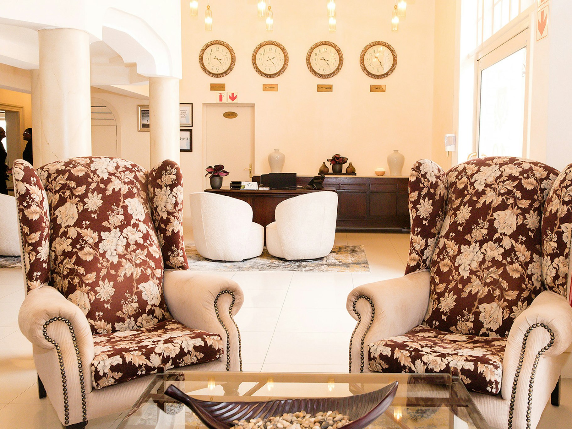 10 2nd Avenue Boutique Hotel 14/56