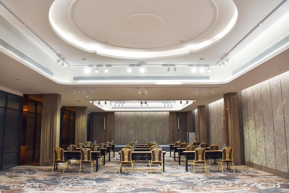 Chor Cher - The Luxury Green Hotel 55/73