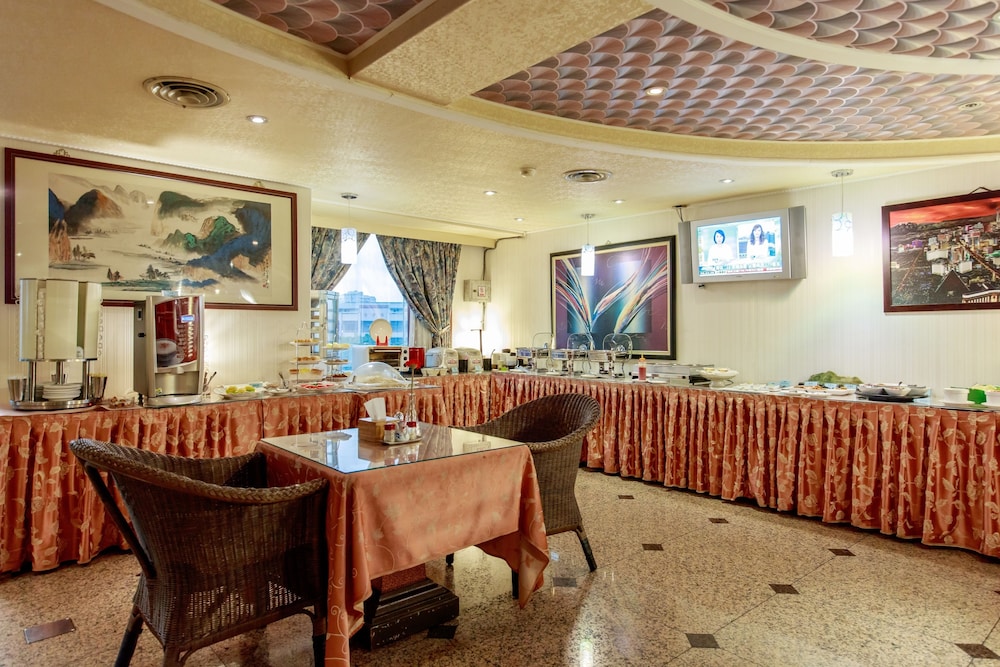 Chungli Business Hotel 41/48