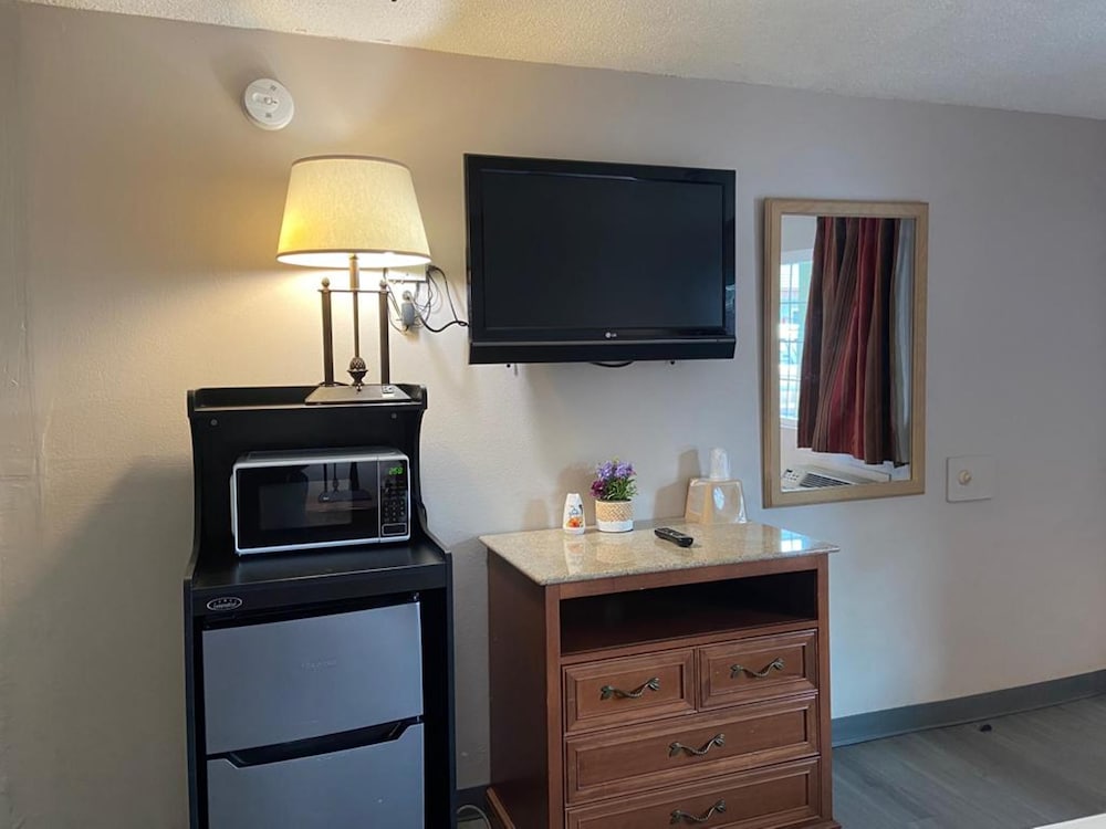 Days Inn by Wyndham Chico 19/40