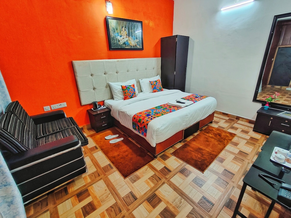 Hotel Yash Residency 26/35