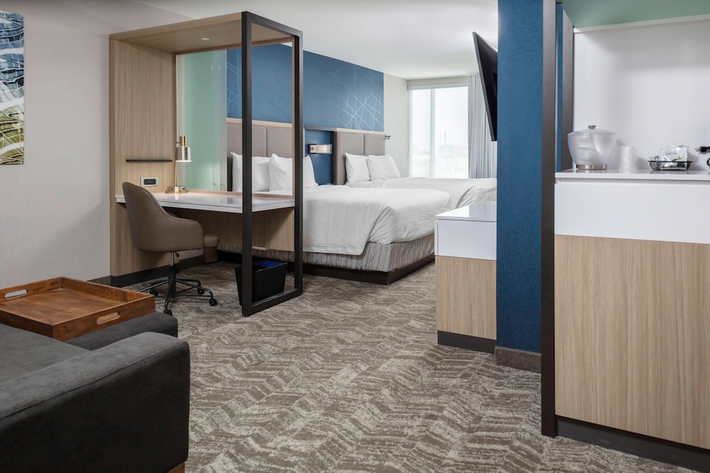 SpringHill Suites Kansas City Airport 33/33
