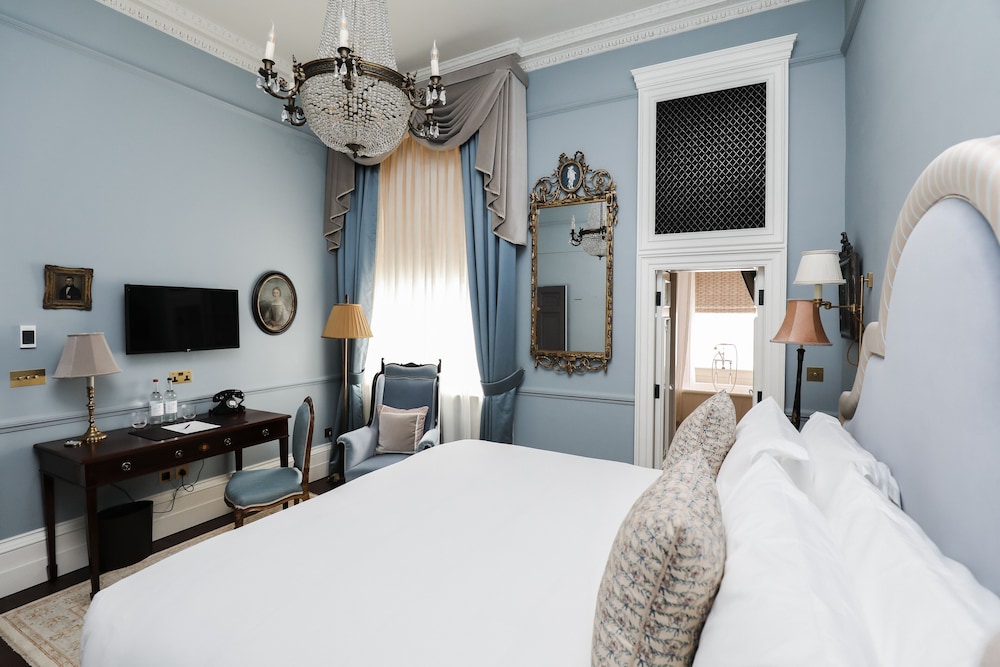Henry's Townhouse 15/53