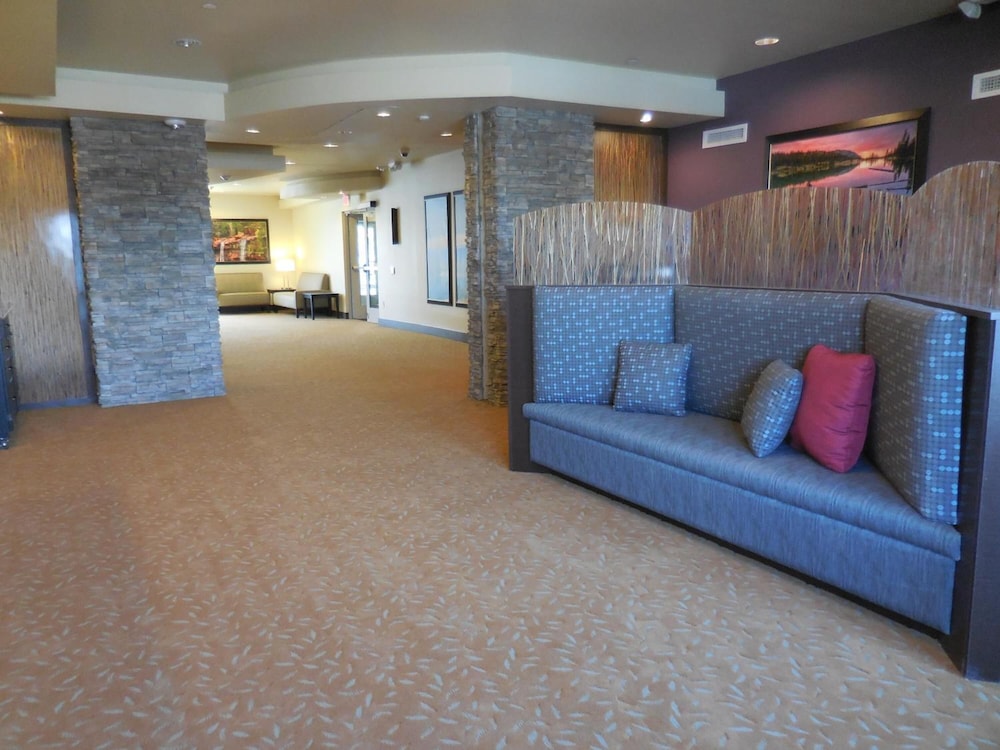 Ledgestone Hotel Billings 44/69
