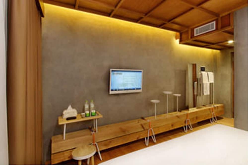 GREENHOST BOUTIQUE HOTEL 7/66