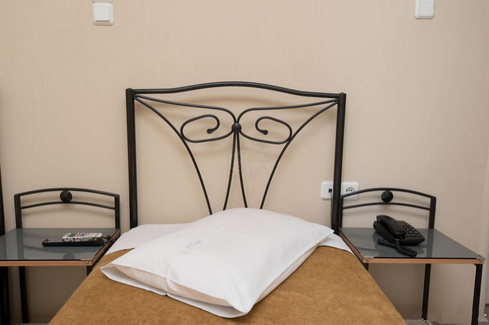 Athens Psiri Hotel 28/36