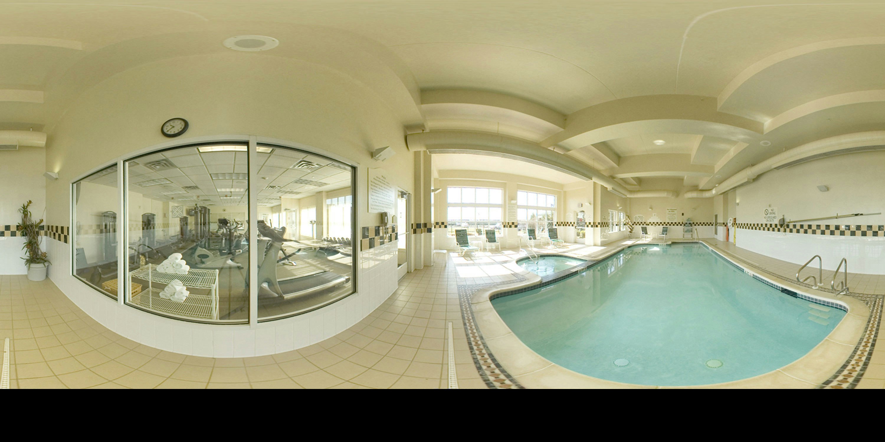 Hilton Garden Inn Edison/Raritan Center 22/50