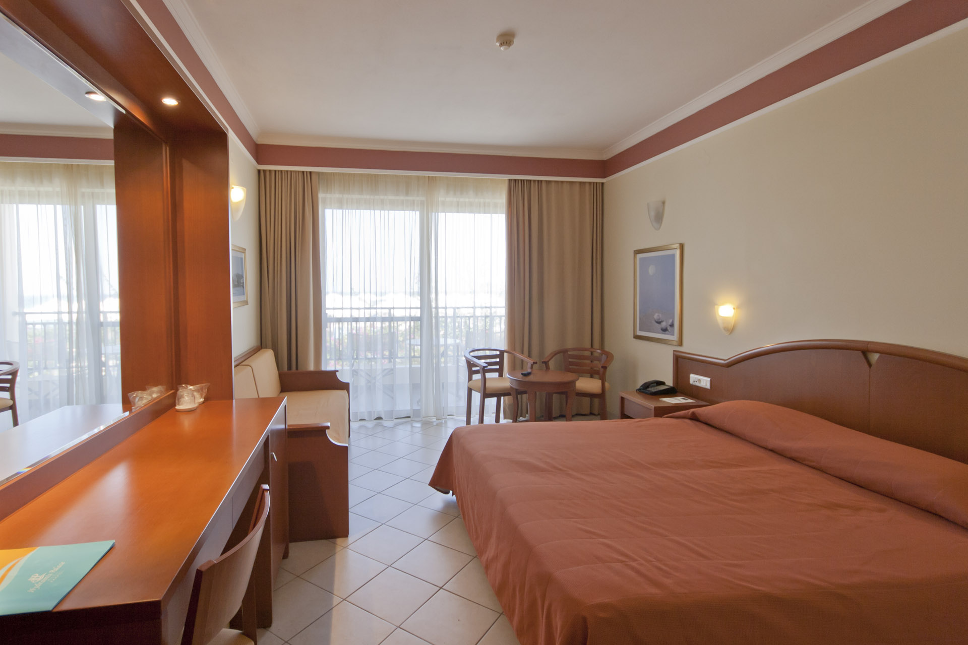Room, Double Bed, Lateral Side Sea View
