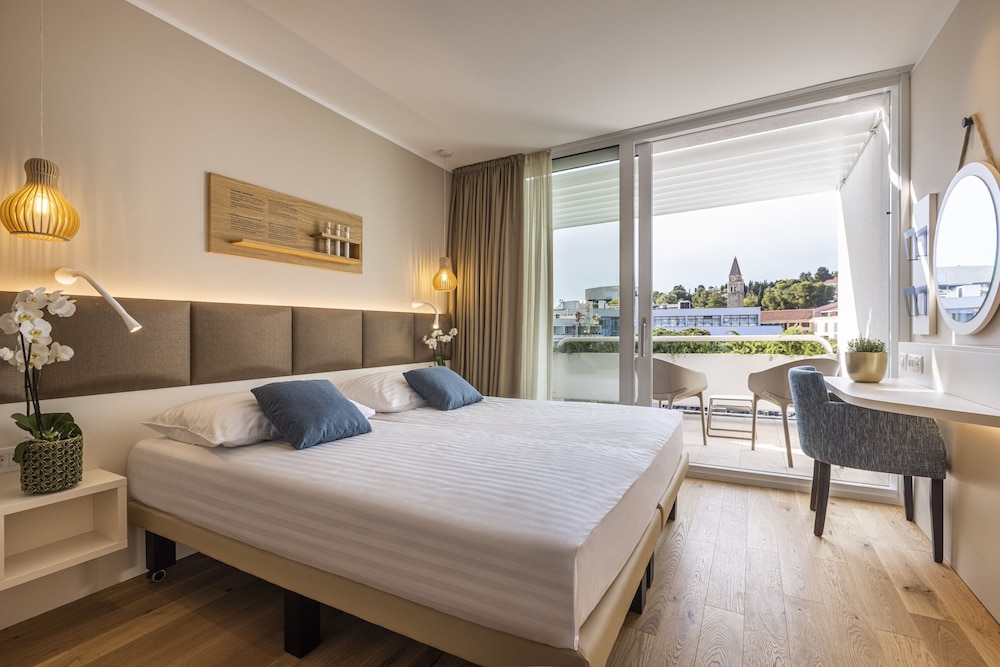 Hotel Histrion 19/69