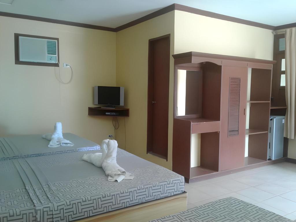 Family Suite, 3 Queen Beds