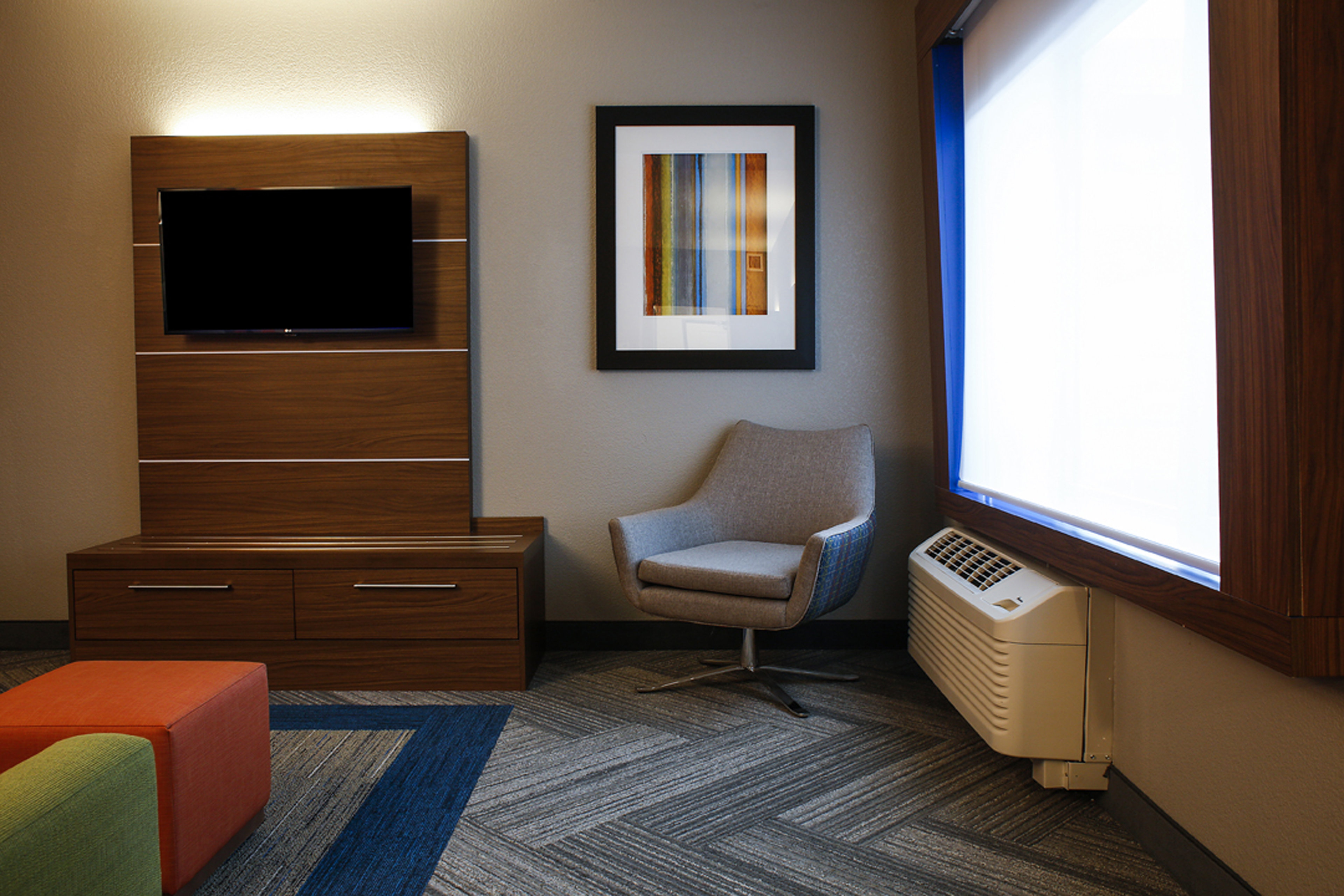 Holiday Inn Express And Suites Louisville Downtown 51/71