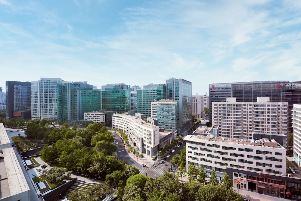 Ritz Carlton Financial Street 18/42