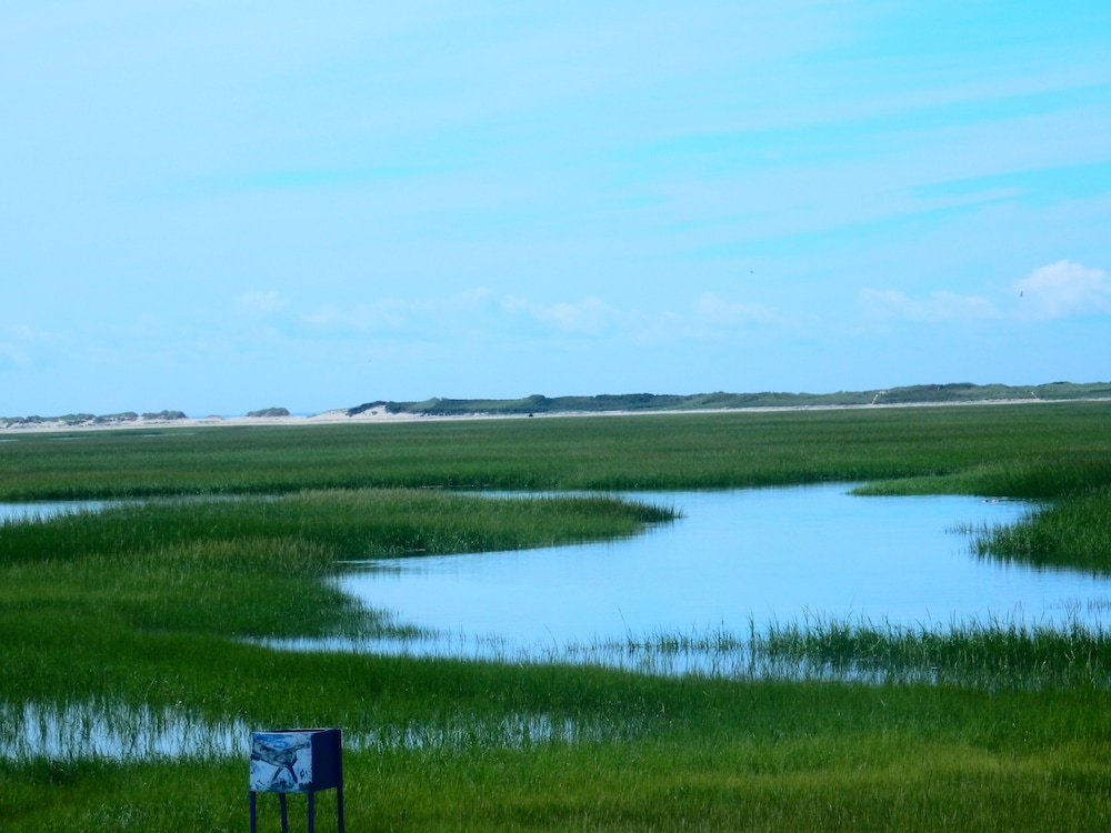 AWOL Hotel Provincetown 34/43